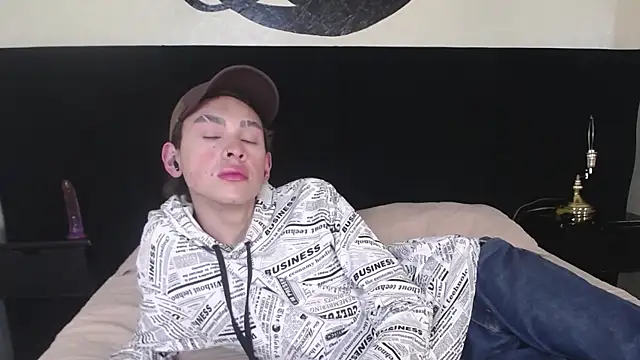 Aaron Fordd online show from 09-20-25, 09:16