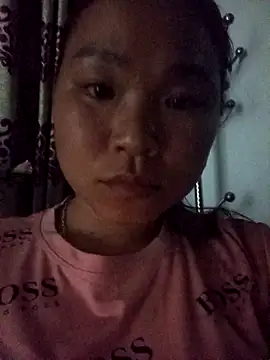 Snapshot of may-squirl chatting on 09-21-25, 04:30 may-squirl online show from 09-21-25, 04:30