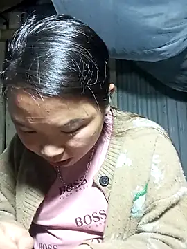 Snapshot of may-squirl chatting on 11-03-25, 12:50 may-squirl online show from 11-03-25, 12:50