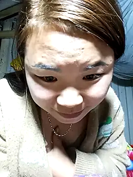 Snapshot of may-squirl chatting on 11-30-25, 11:03 may-squirl online show from 11-30-25, 11:03