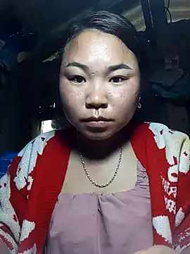 Snapshot of may-squirl chatting on 12-14-25, 12:38 may-squirl online show from 12-14-25, 12:38