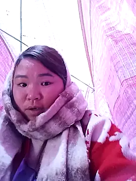 Snapshot of may-squirl chatting on 02-03-26, 02:53 may-squirl online show from 02-03-26, 02:53