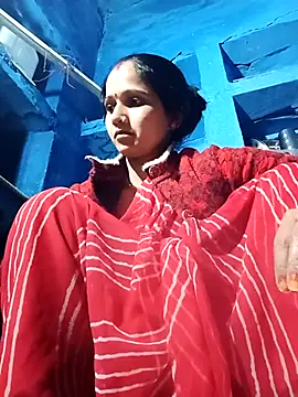 Jooli xx online show from 12-21-25, 01:07