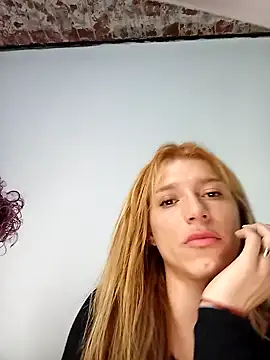 Snapshot of fannytransgirl chatting on 09-25-25, 06:55 fannytransgirl online show from 09-25-25, 06:55