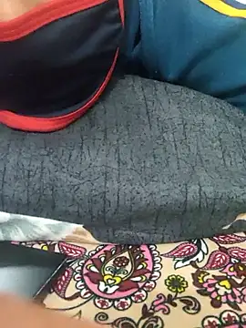 Snapshot of johnysinsr chatting on 02-04-26, 05:08 johnysinsr online show from 02-04-26, 05:08