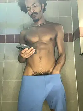 Snapshot of TRILLAHUNG chatting on 09-17-25, 05:14 TRILLAHUNG online show from 09-17-25, 05:14