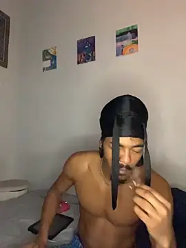 Snapshot of TRILLAHUNG chatting on 10-13-25, 02:44 TRILLAHUNG online show from 10-13-25, 02:44