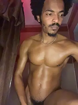 Snapshot of TRILLAHUNG chatting on 10-15-25, 12:44 TRILLAHUNG online show from 10-15-25, 12:44