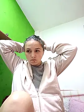 Snapshot of kate_rosse02 chatting on 03-23-26, 01:42 kate rosse02 online show from 03-23-26, 01:42