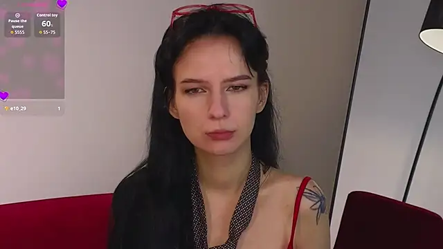 Alisssseee online show from 11-19-25, 12:05