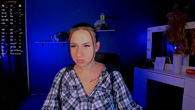 Snapshot of alma_black chatting on 09-15-25, 05:29 alma black online show from 09-15-25, 05:29