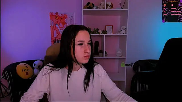 Snapshot of alma_black chatting on 09-19-25, 10:05 alma black online show from 09-19-25, 10:05