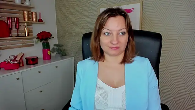 angelaSamt online show from 03-25-26, 06:30