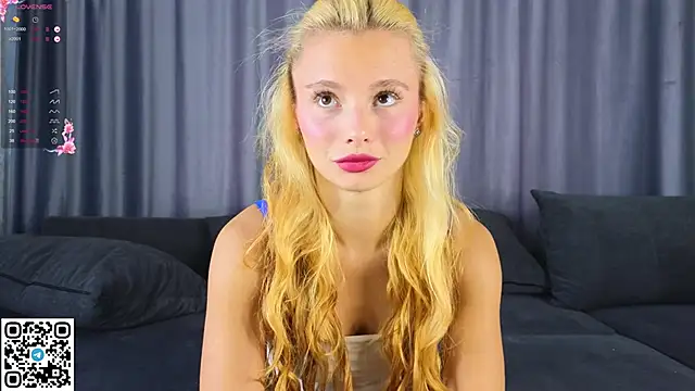 NaughtySeraphine online show from 10-11-25, 06:12