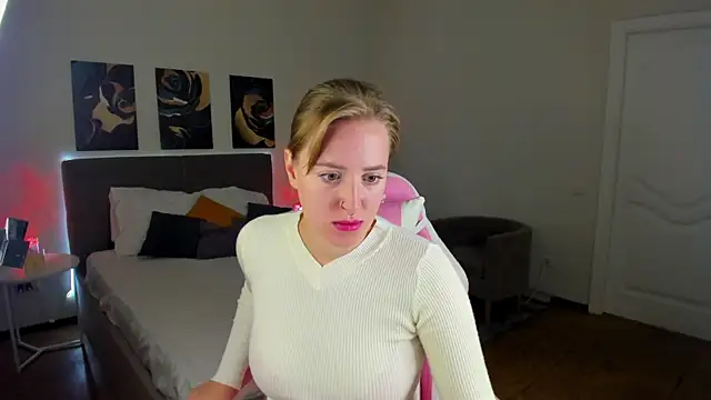 Alice Cire online show from 09-13-25, 08:14