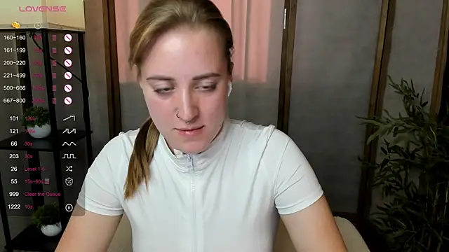 Alice Cire online show from 10-20-25, 09:43