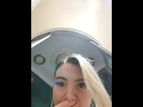 Snapshot of Wicked_cookie chatting on 12-01-25, 08:25 Wicked cookie online show from 12-01-25, 08:25