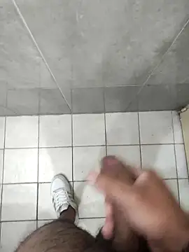 Snapshot of rorope chatting on 11-21-25, 07:40 rorope online show from 11-21-25, 07:40