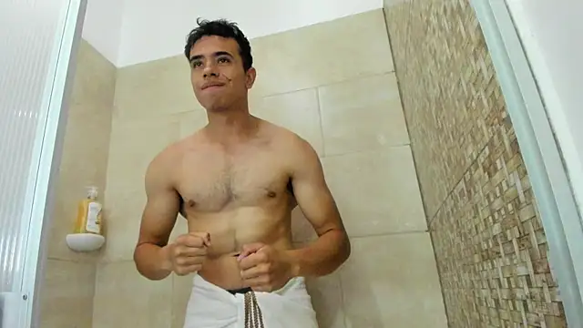 Muscle Scott online show from 09-21-25, 12:18