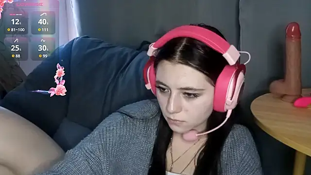 Sophiecuttie online show from 10-16-25, 03:46