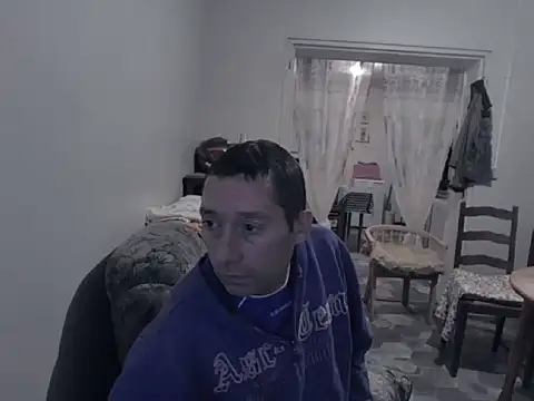 Snapshot of frederic198 chatting on 09-08-25, 07:13 frederic198 online show from 09-08-25, 07:13