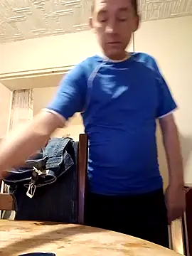 Snapshot of frederic198 chatting on 09-16-25, 06:42 frederic198 online show from 09-16-25, 06:42