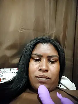 Snapshot of thamihravena chatting on 09-11-25, 07:25 thamihravena online show from 09-11-25, 07:25