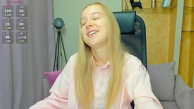 SoonMoor online show from 11-24-25, 07:02