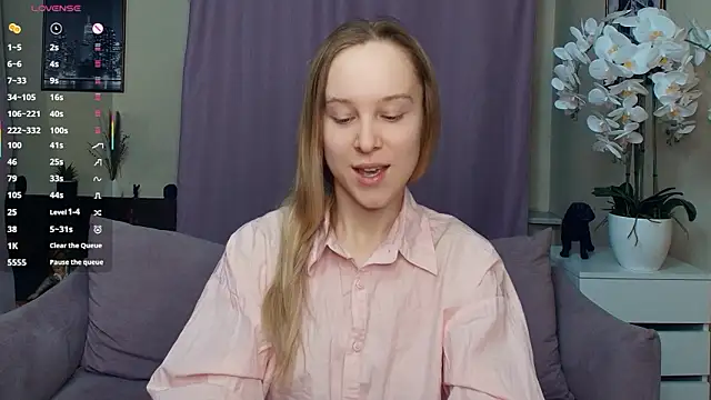 SoonMoor online show from 03-11-26, 07:42