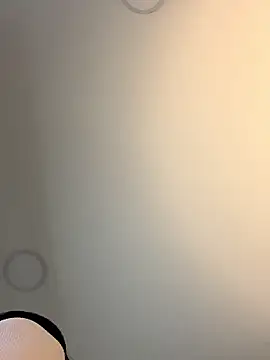 TiffanyyLam online show from 01-13-26, 09:53