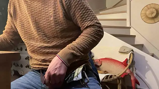 Snapshot of thelutty chatting on 10-29-25, 05:47 thelutty online show from 10-29-25, 05:47