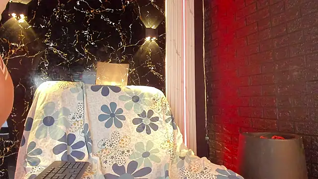 LolaXXXperience online show from 10-16-25, 11:33