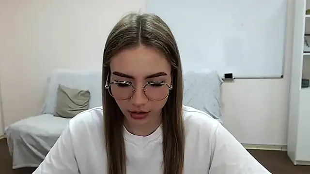 Snapshot of aSingleOne chatting on 10-22-25, 07:57 aSingleOne online show from 10-22-25, 07:57