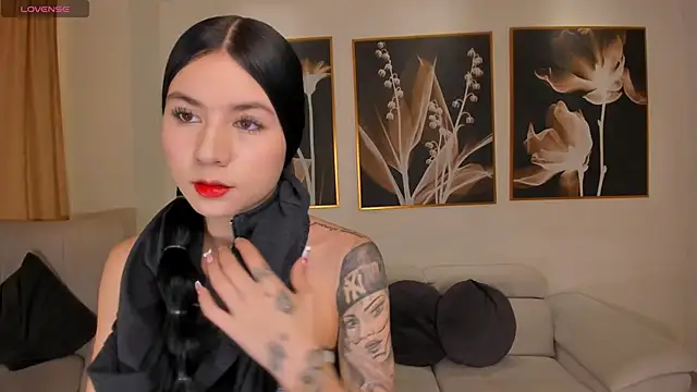 LaurentConnor online show from 02-08-26, 11:30