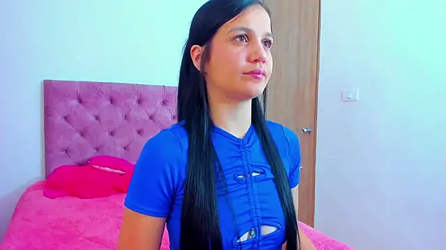 Snapshot of Marahanson chatting on 09-23-25, 08:01 Marahanson online show from 09-23-25, 08:01