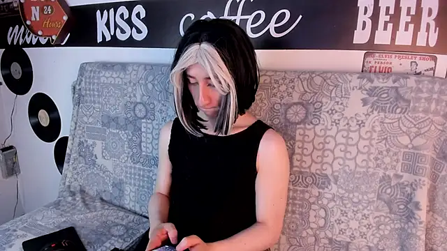 Charlottee slave online show from 09-25-25, 02:48