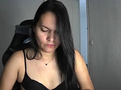 dulvolkova online show from 10-14-25, 07:53