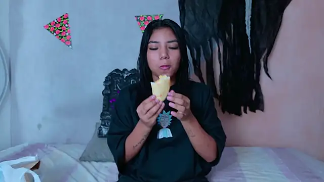 Danka smith online show from 10-08-25, 07:06