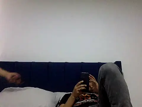 KianxxTeach online show from 11-06-25, 09:05