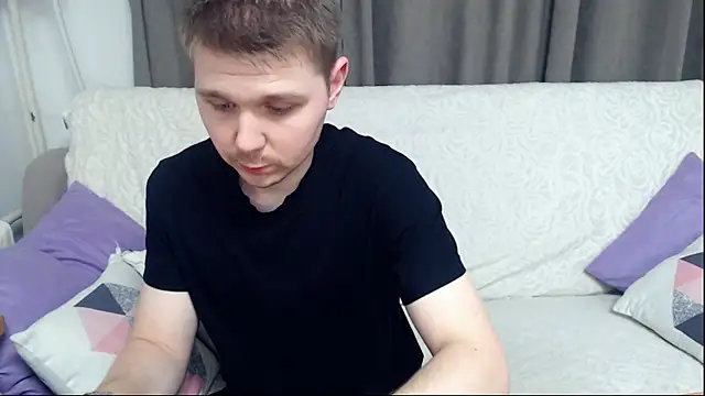 Snapshot of wizard_69 chatting on 09-11-25, 04:07 wizard 69 online show from 09-11-25, 04:07
