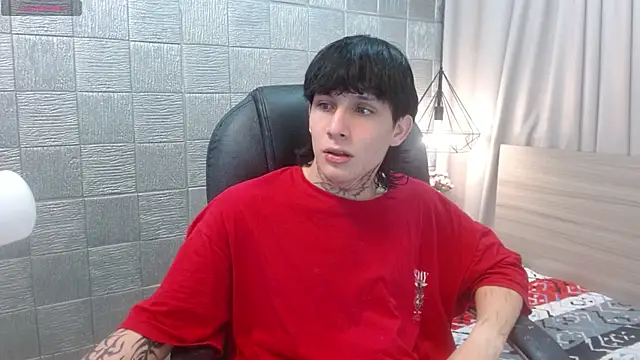 Iantwink18 online show from 11-24-25, 07:24