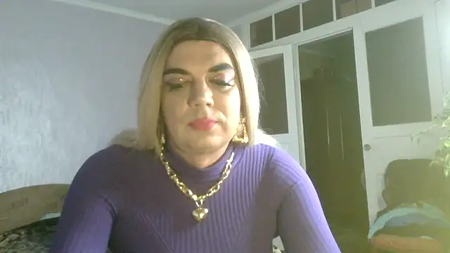 NiraFrost online show from 10-31-25, 05:03