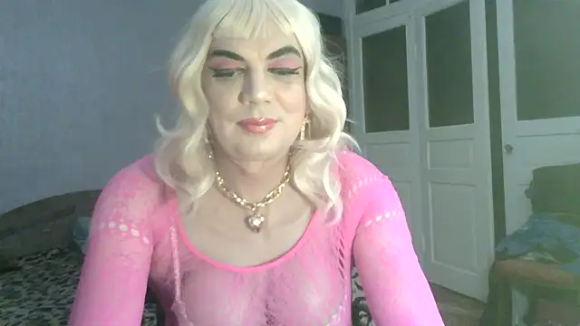 NiraFrost online show from 11-16-25, 05:51