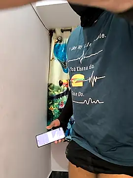 Family02 online show from 03-26-26, 05:07