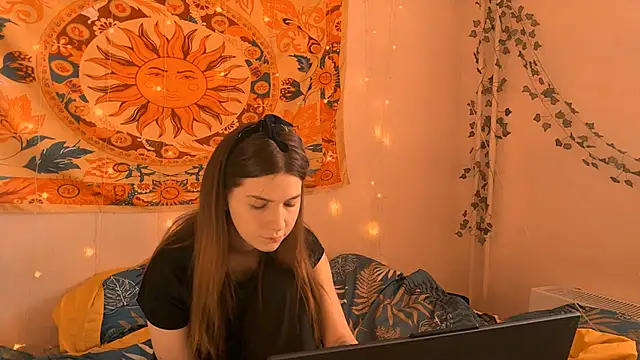 AliceCUNTach online show from 03-08-26, 05:11