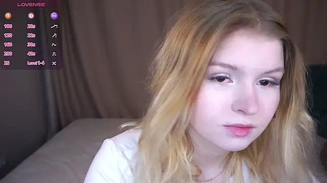 Snapshot of ShontaWasilko chatting on 11-03-25, 06:09 ShontaWasilko online show from 11-03-25, 06:09