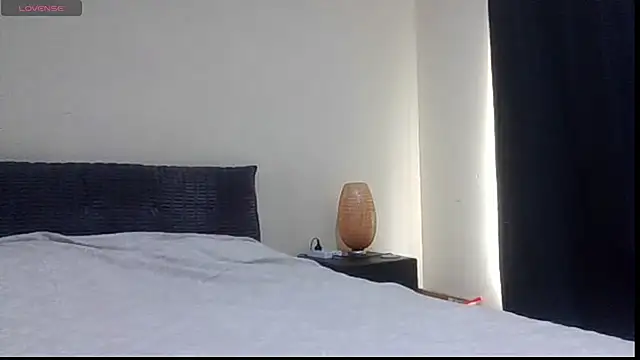 aussiepeaches online show from 02-06-25, 01:49