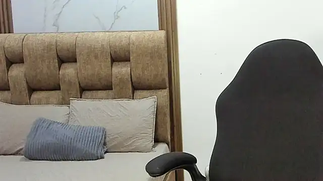 Allyson gh online show from 10-16-25, 03:18