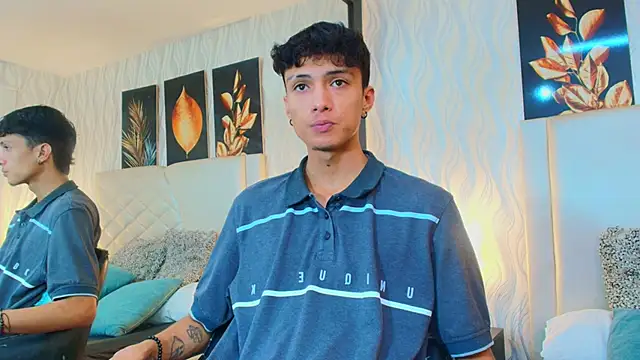 Snapshot of Lean_Portman chatting on 09-25-25, 08:23 Lean Portman online show from 09-25-25, 08:23