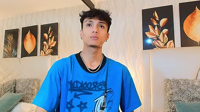 Snapshot of Lean_Portman chatting on 10-07-25, 08:28 Lean Portman online show from 10-07-25, 08:28